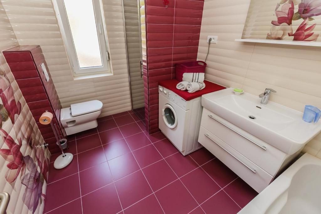 Apartman A&B Kaštela Exteriör bild