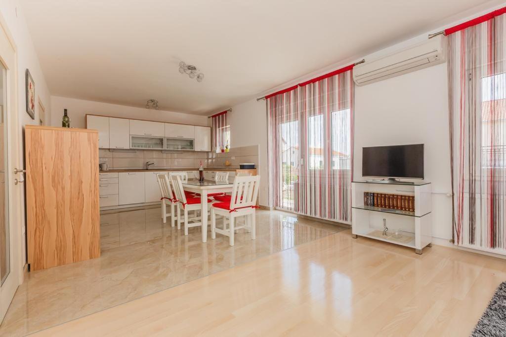 Apartman A&B Kaštela Exteriör bild